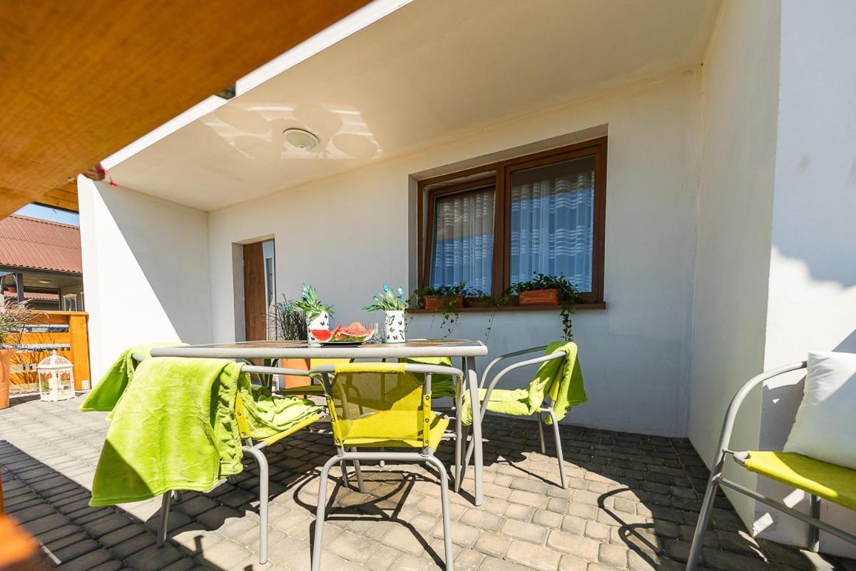 Emilia Domki U Przyjaciol Zarnowska Exterior foto